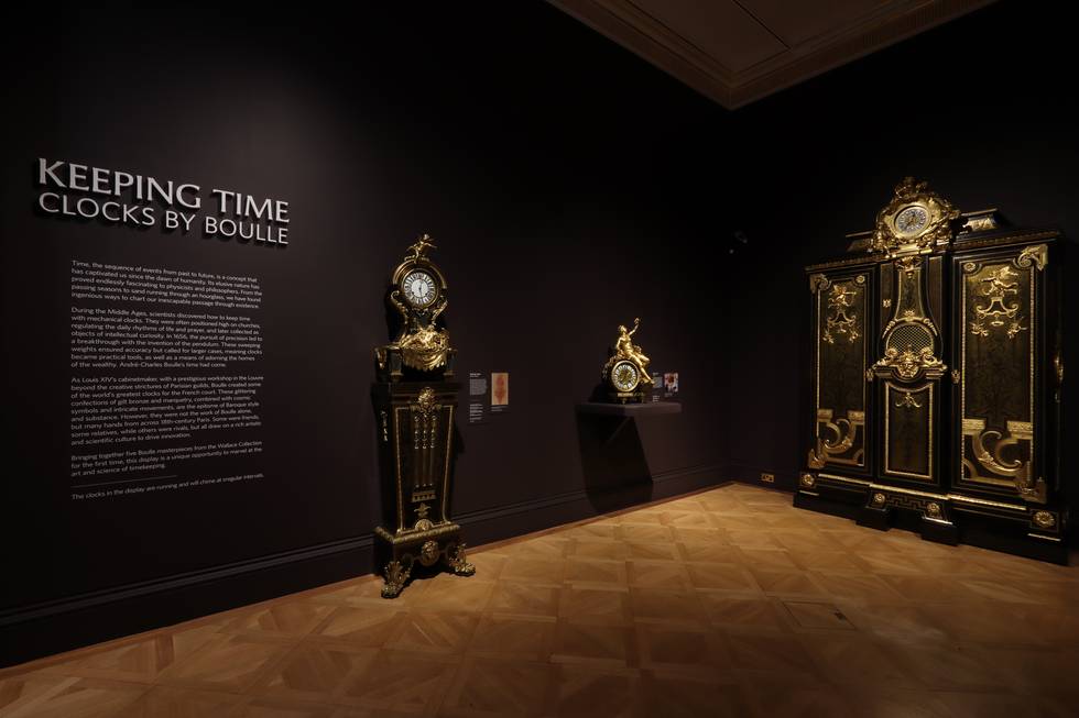 Boulle Keeping Time Display